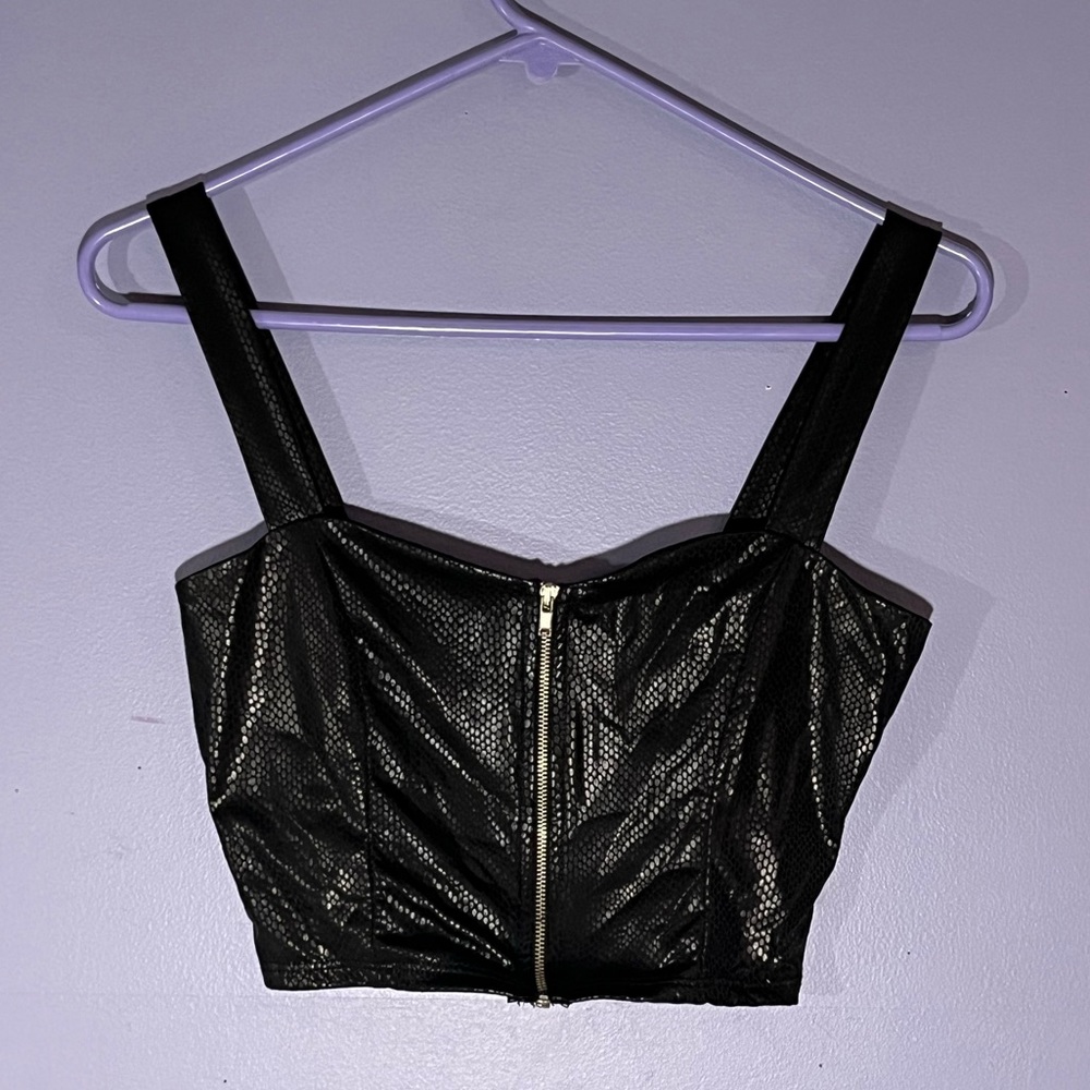 Pleather Snake Print Cropped Zip Front Going Out Top size small